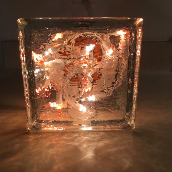 NEW, (ON HOLD) SF GIANTS HAND PAINTED STAINED GLASS LIGHT UP BLOCK - Picture 3 of 4